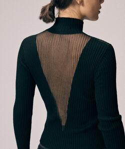 PULL CHASE;${refinementColor}