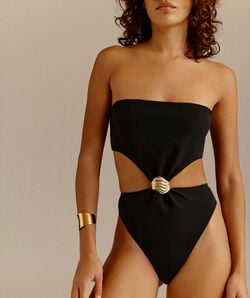 BLACKROCKS ONE PIECE LIVYSTONE;${refinementColor}