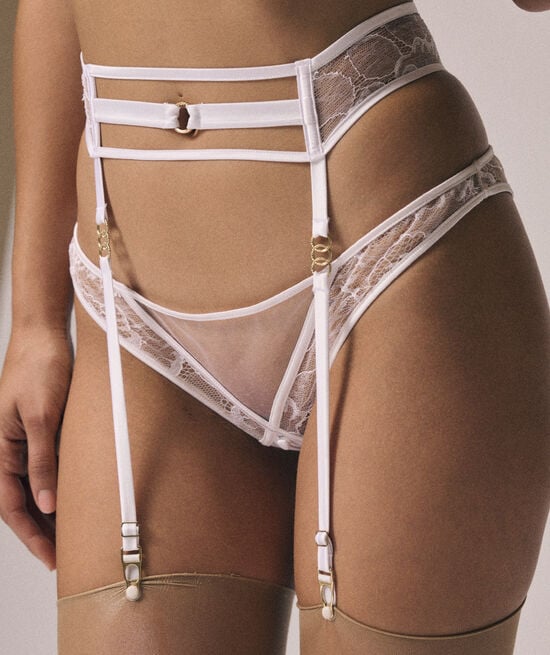 ADORN OPEN BRIEF;${refinementColor}