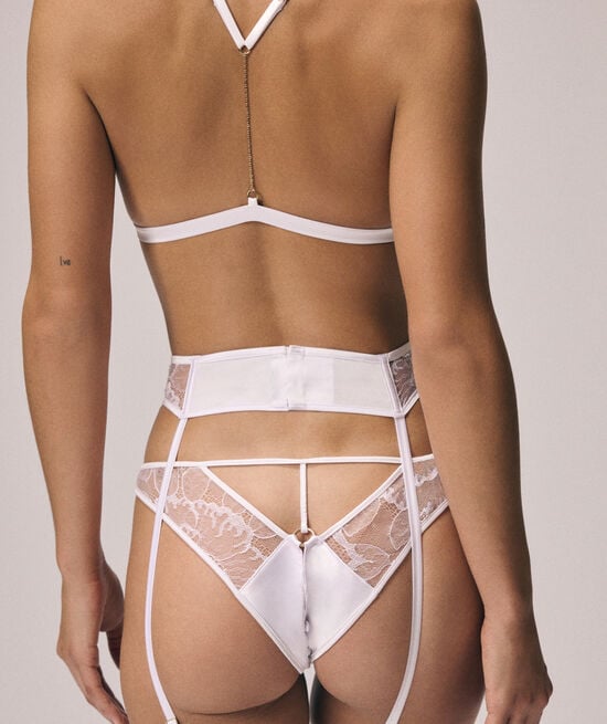 ADORN OPEN BRIEF;${refinementColor}